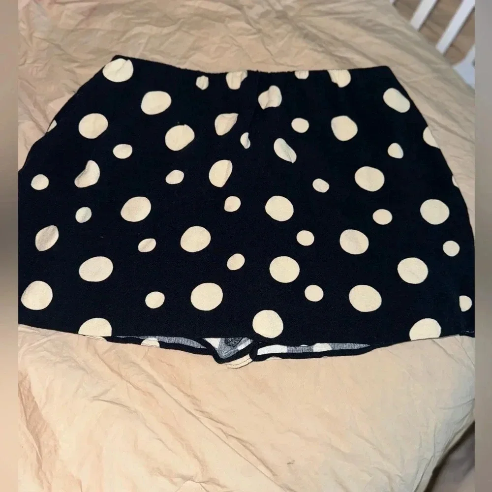 TRAFALUC COLLECTION ZARA SKORT BLUE POLKA DOT SIZE SMALL​
